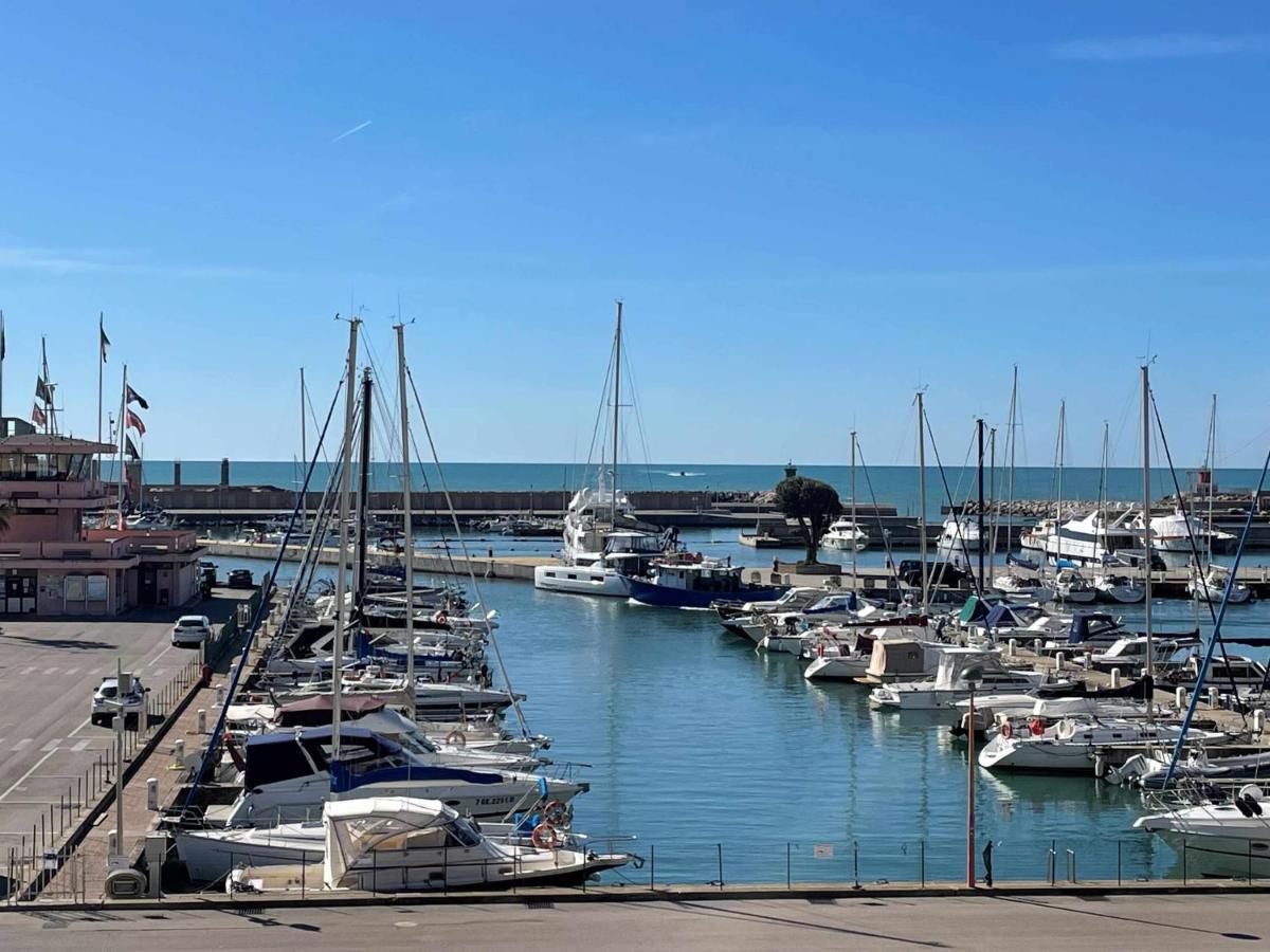 Borgo Damare Nettuno Vista Mare Apartment Exterior foto