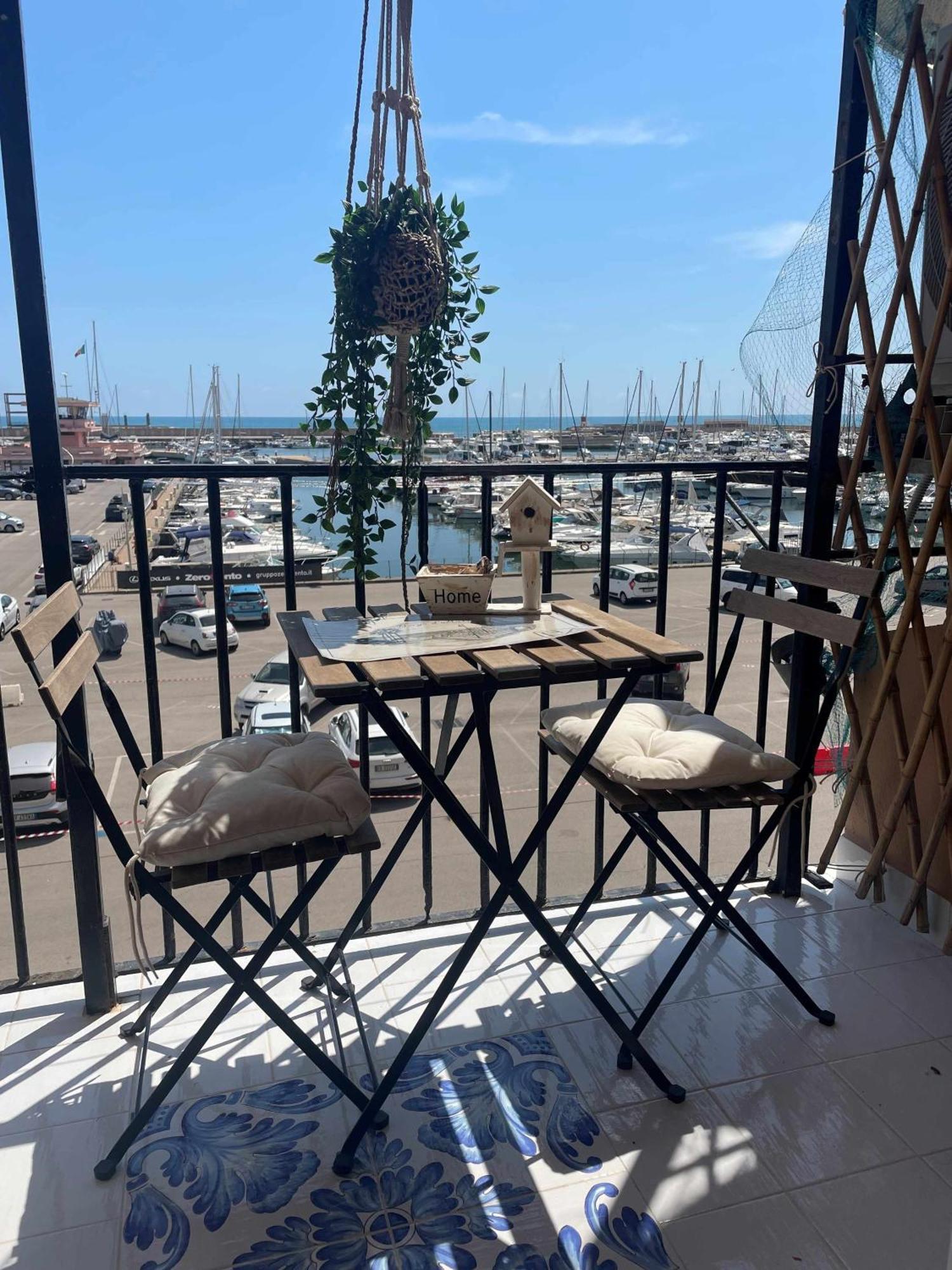 Borgo Damare Nettuno Vista Mare Apartment Exterior foto